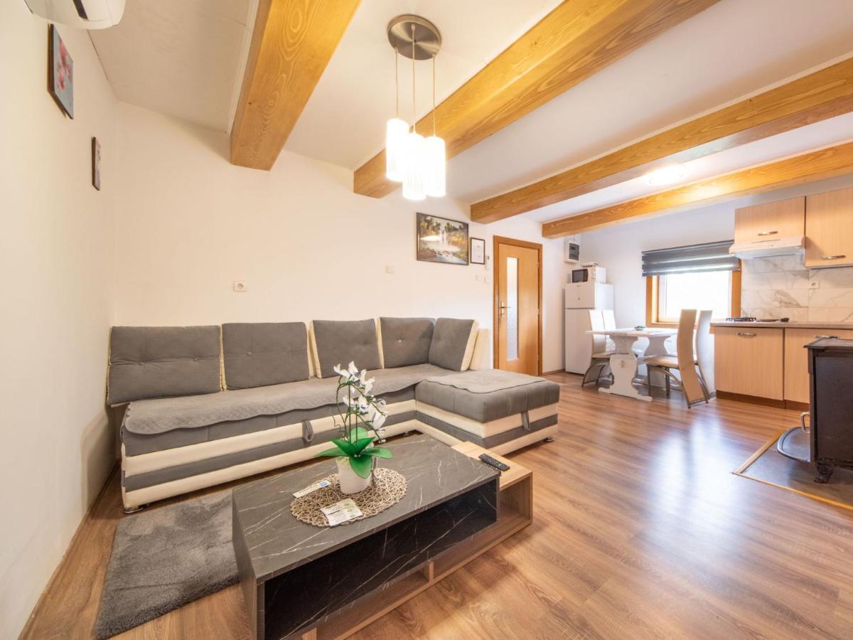 Holiday Home Tina By Interhome Tounj Eksteriør billede